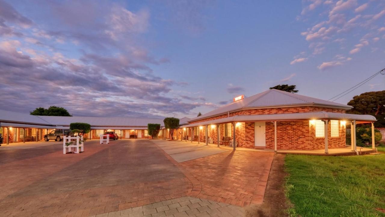 Country Gardens Motor 4* Cowra